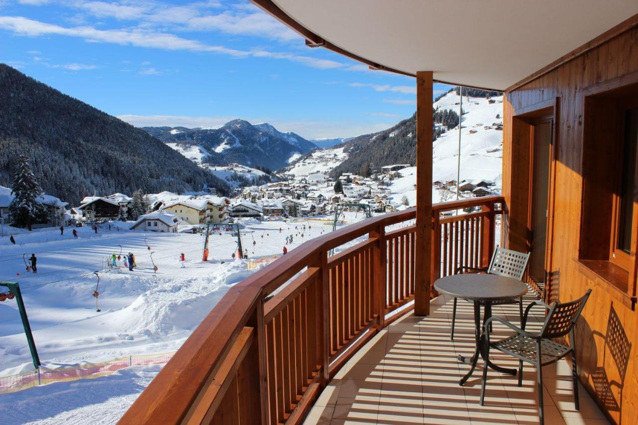Hotel Garni Aghel Wolkenstein in Gröden Exterior foto